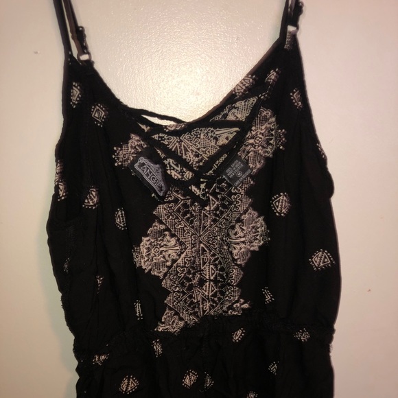 Romper - Picture 1 of 2